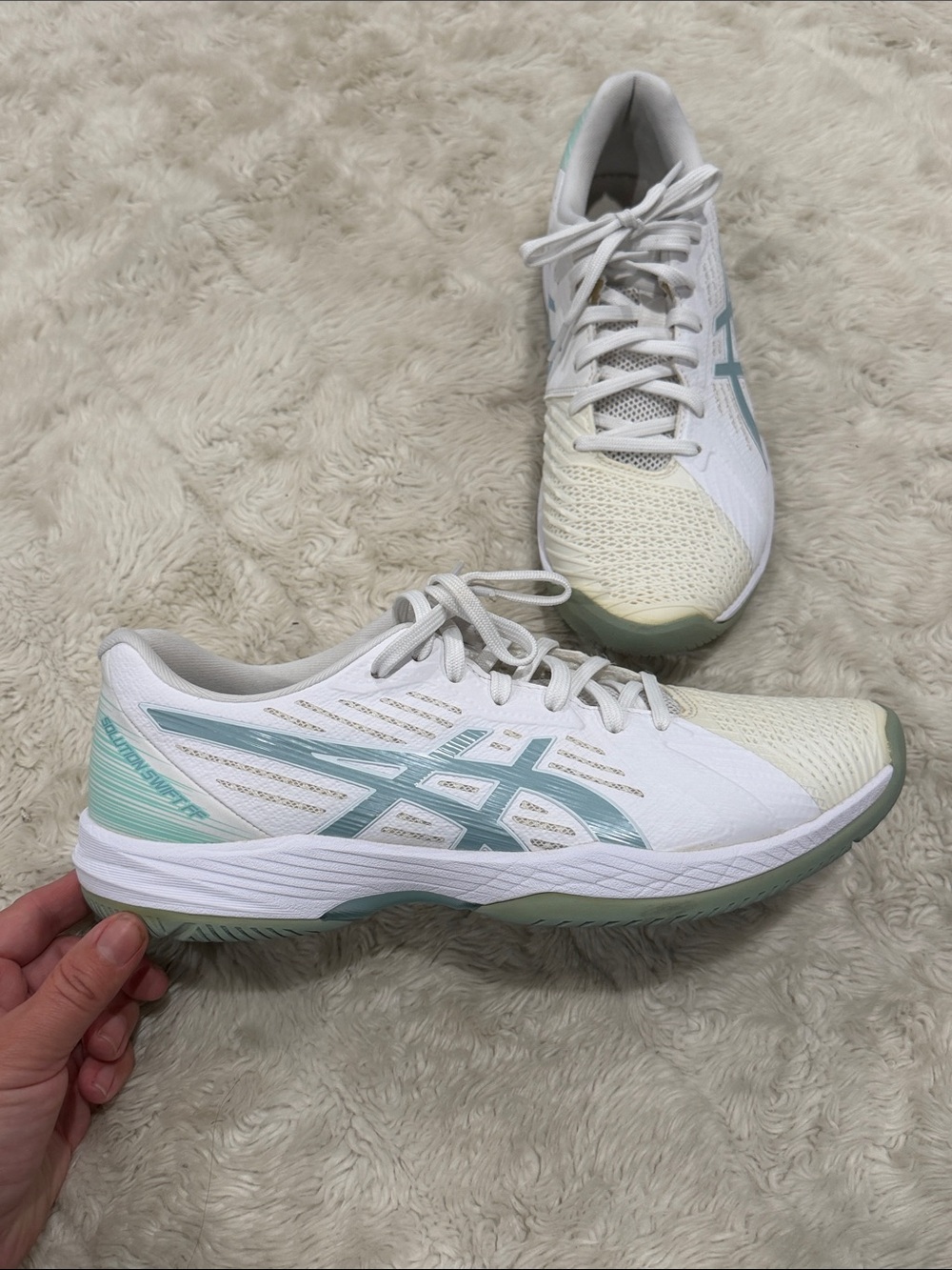 ASICS Women's Solution Swift FF in the White/Smoke Blue Tennis Shoe Sz 10.5